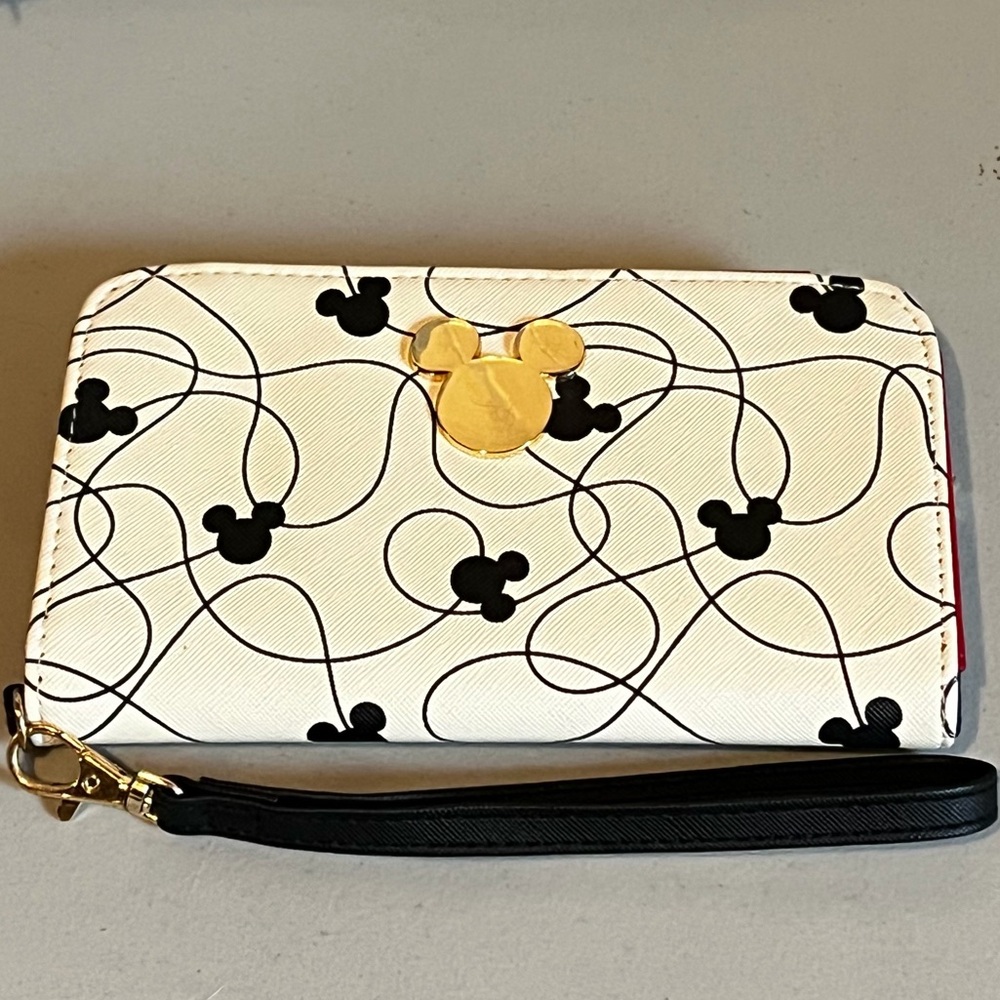 Mickey Mouse Tech Wallet